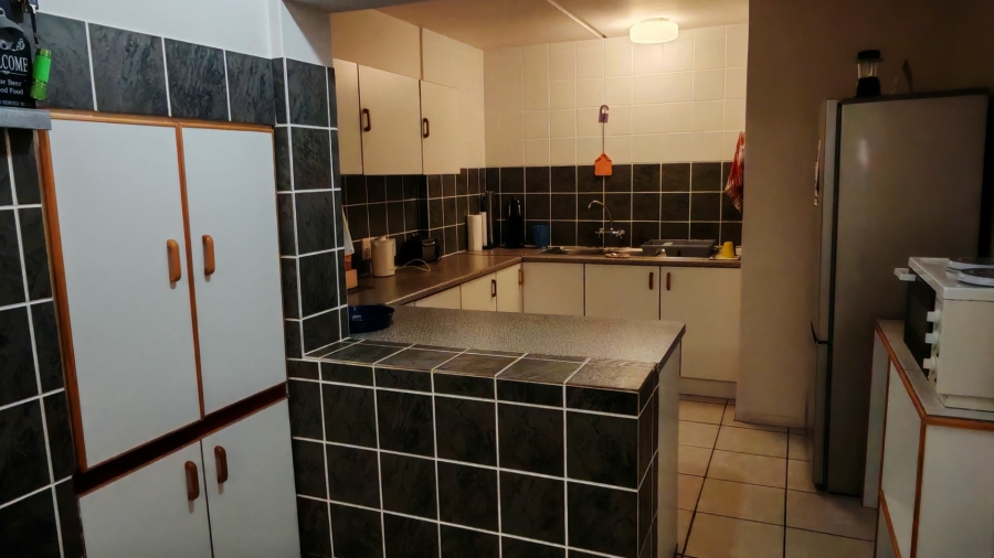 5 Bedroom Property for Sale in Twee Kuilen Western Cape